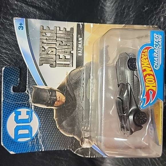 Hot Wheels Batman - Picture 2 of 4